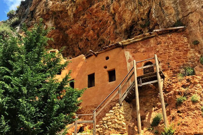 Cedars, Bsharre & Kozhaya Day Tour - Guide Style: How to Get More Than Sightseeing