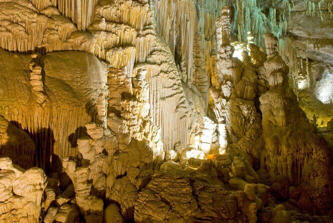 Guided Full-Day Private Tour to Jeita Grotto, Byblos and Baalbek - Key points to know before you go