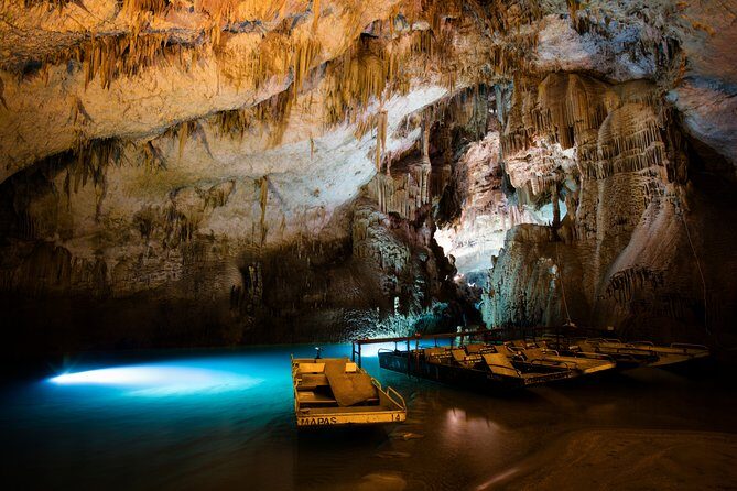 Guided Full-Day Private Tour to Jeita Grotto, Byblos and Baalbek - Who this tour is best for