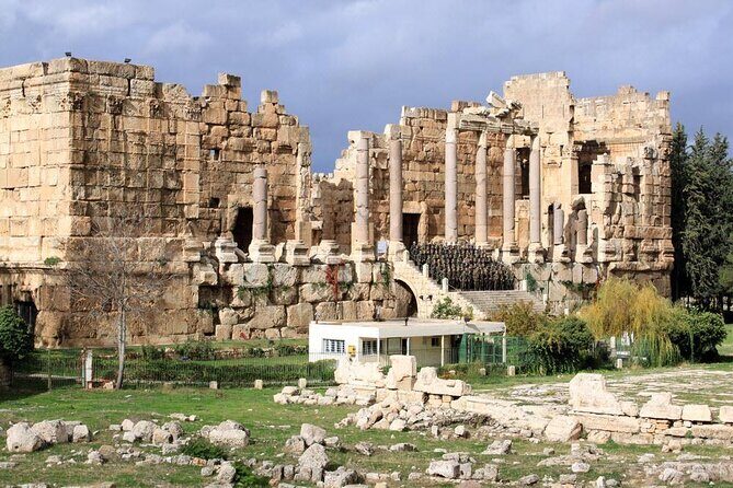 Half-Day Private Tour to Baalbek & Chateau Ksara - Entering the Baalbek Temples Complex (Jupiter, Venus, Bacchus)